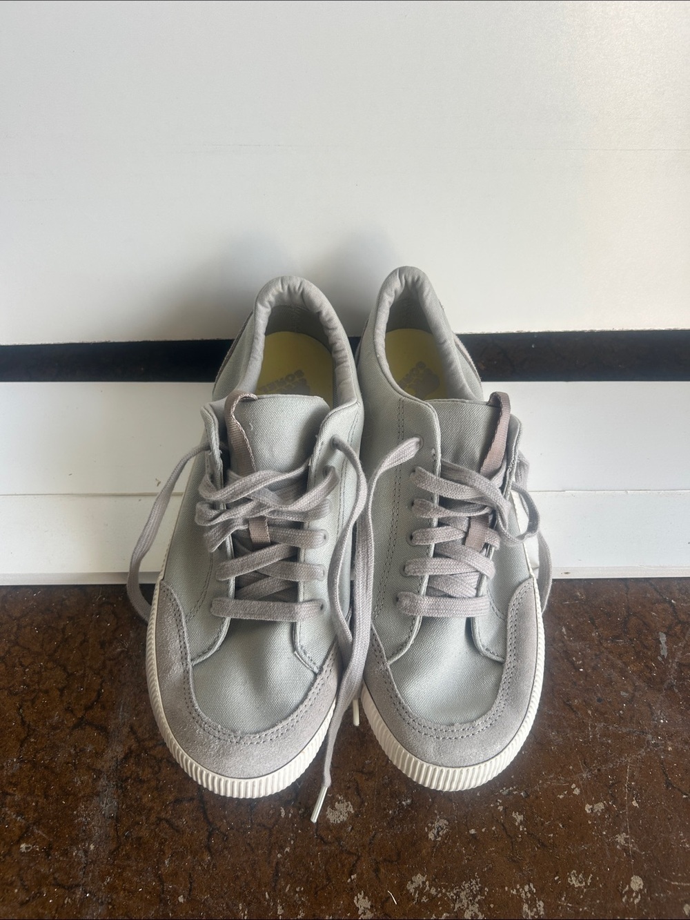 Sorel Women's Light Gray Lace-Up Sneakers 9.5 - Picture 5 of 5
